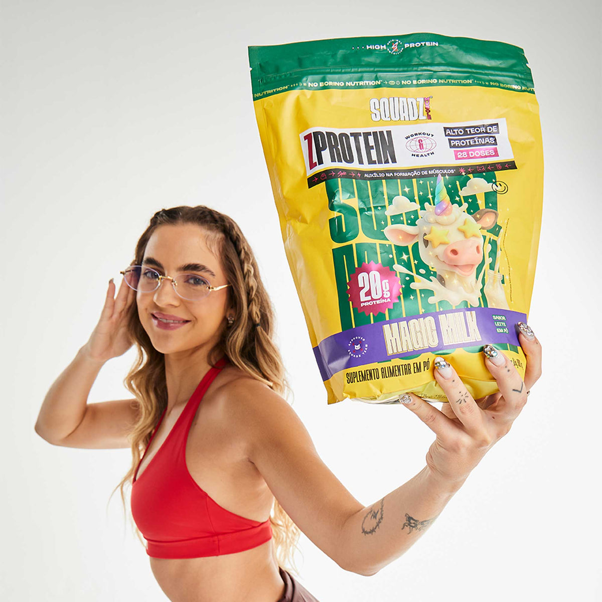 ZPROTEIN 900g — Mulher com o refil